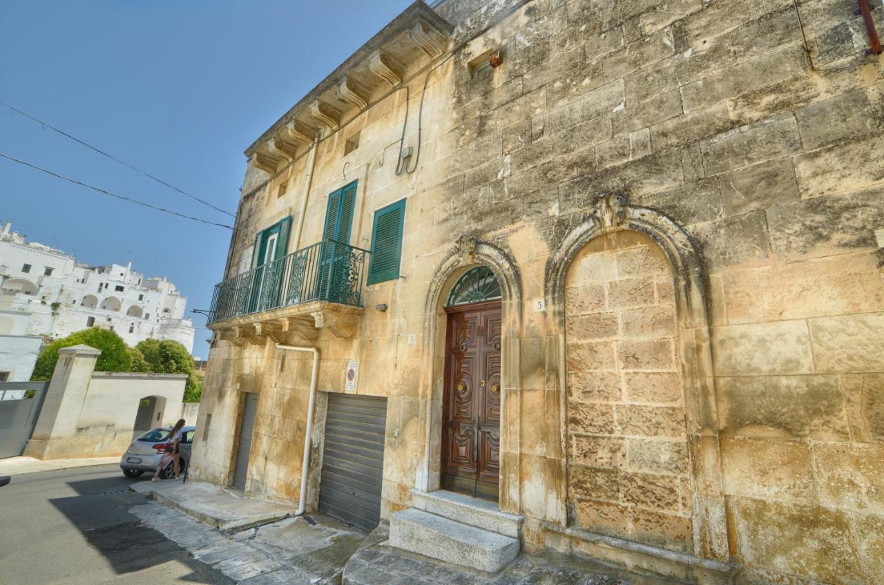 אוסטוני Suite La Terrazza Di Don Peppino מראה חיצוני תמונה
