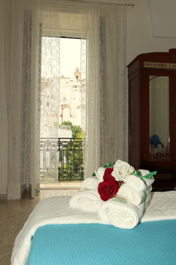 אוסטוני Suite La Terrazza Di Don Peppino מראה חיצוני תמונה